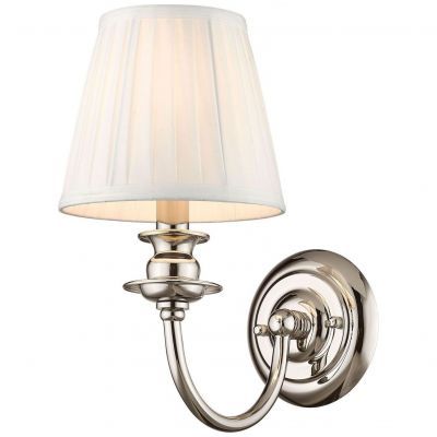 Настенное бра Wertmark Kirsten WE369.01.101