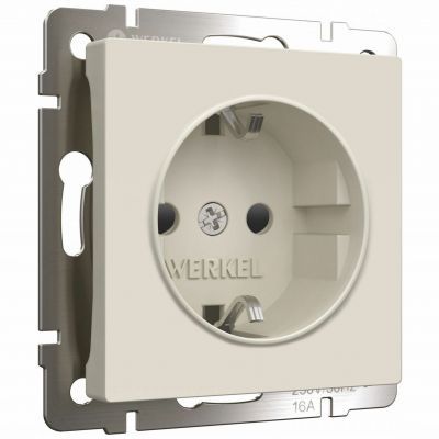 Розетка с заземлением и шторками (айвори матовый) Werkel W1171162