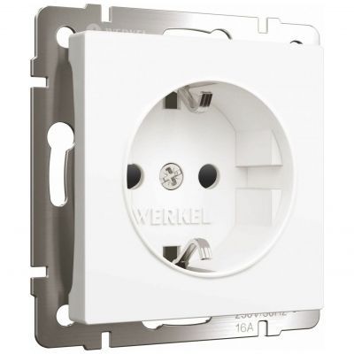 Розетка с заземлением и шторками (белый матовый) Werkel W1171161