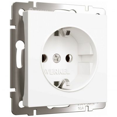 Розетка с заземлением (белый матовый) Werkel W1171061