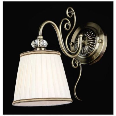 Бра Maytoni ARM420-01-R